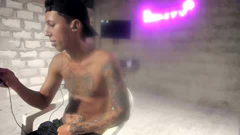 El CHICLE TV - SHOW online show from December 27, 8:24 am