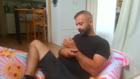 daniel18cmx online show from February 3, 1:37 am