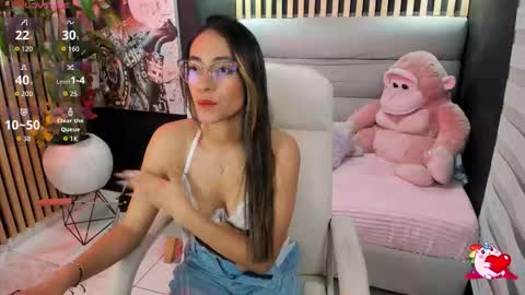 Snapshot of elegant_rouse chatting on November 7, 9:48 pm Rouse online show from November 7, 9:48 pm