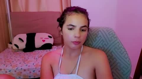 agnes online show from May 12, 6:38 pm