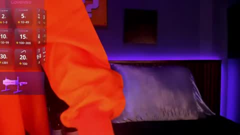 ELETTRA online show from April 5, 2:09 am