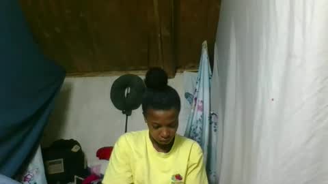 elia011 online show from March 5, 5:42 pm