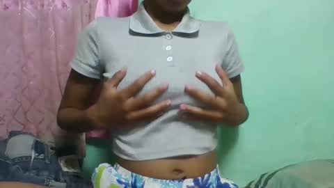 eliah193653 online show from April 18, 5:33 am