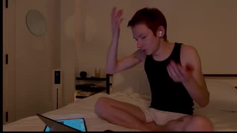 Eli Grayson online show from January 17, 1:32 am