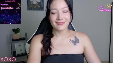 eliiih_ online show from March 3, 6:47 pm