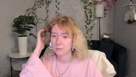 Elira Vane online show from June 22, 3:25 am