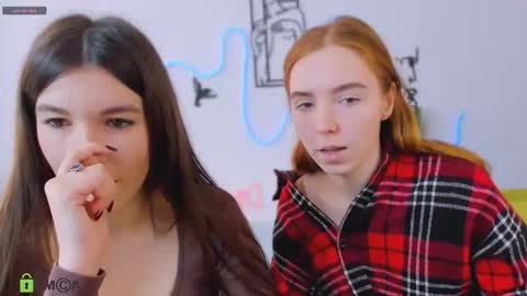 Snapshot of elis_sunny chatting on February 28, 7:09 am elis_sunny online show from February 28, 7:09 am