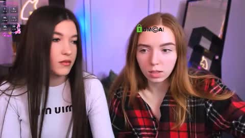 Snapshot of elis_sunny chatting on March 2, 12:56 pm elis_sunny online show from March 2, 12:56 pm