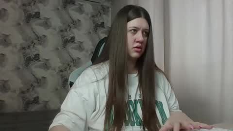 Aletta Oushen online show from February 11, 8:41 am