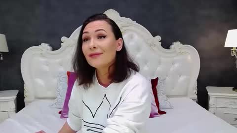 Krissy online show from February 2, 9:08 am