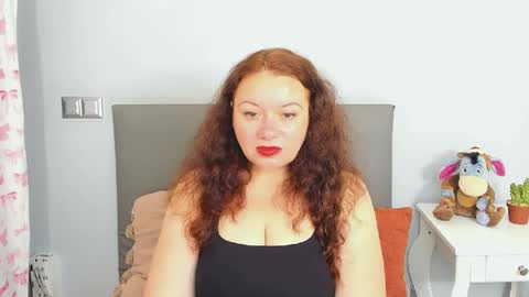 Snapshot of elisabethxsweet chatting on July 18, 6:06 am ElisabethXSweet online show from July 18, 6:06 am