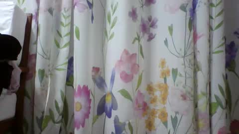 elisacich online show from March 3, 7:42 pm