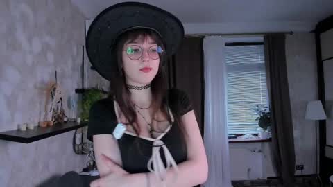 Elis online show from April 20, 8:28 am