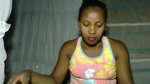 elita12010 online show from May 25, 10:43 am