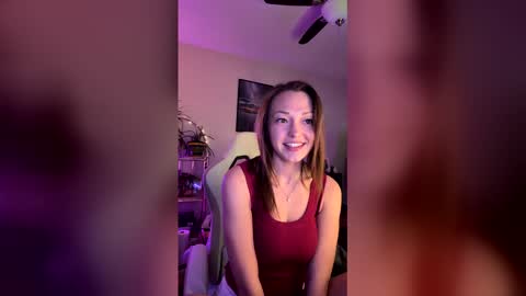 Snapshot of elizabeth77769 chatting on March 8, 7:12 am elizabeth77769 online show from March 8, 7:12 am