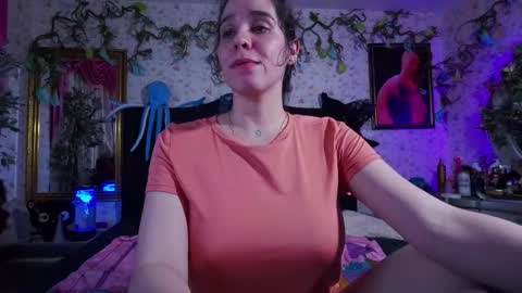 Snapshot of elizabeth77_ chatting on March 4, 10:38 pm Elizabeth online show from March 4, 10:38 pm