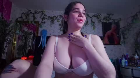 Snapshot of elizabeth77_ chatting on September 30, 10:20 am Elizabeth online show from September 30, 10:20 am