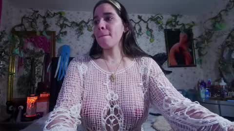 Snapshot of elizabeth77_ chatting on October 5, 10:35 am Elizabeth online show from October 5, 10:35 am