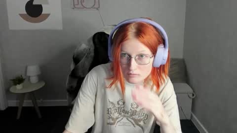 Elizabeth online show from February 3, 9:14 am