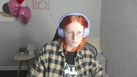 Elizabeth online show from February 18, 9:16 am