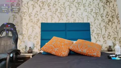 Elizabeth  online show from March 14, 9:31 pm