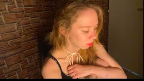 Snapshot of elizastorm chatting on July 13, 6:00 pm Eliza online show from July 13, 6:00 pm