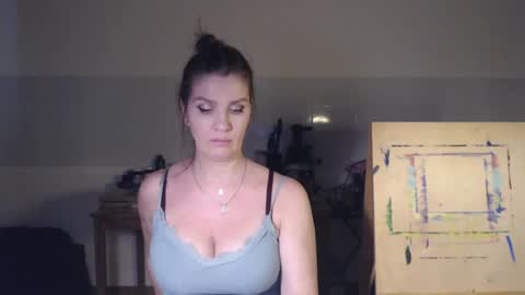 Snapshot of elizzo chatting on December 6, 12:05 pm Eliekind online show from December 6, 12:05 pm