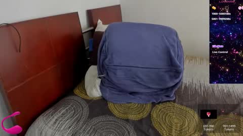 Ella and Harry online show from February 13, 5:20 pm