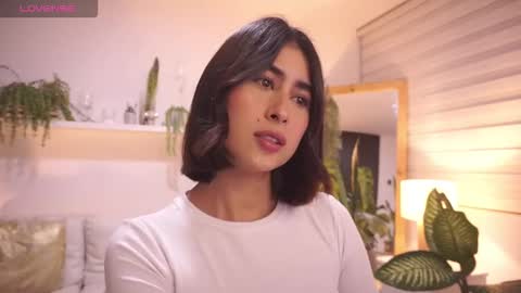 ELLA OWEN online show from March 23, 11:31 pm