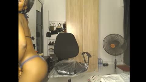 ella online show from March 14, 6:19 am