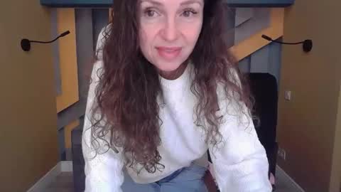 EllaLongs online show from January 9, 12:41 pm