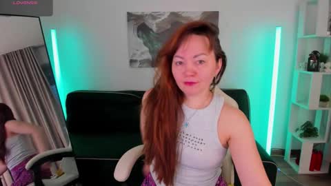 elli_anderson online show from February 18, 1:56 am