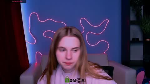 Ashley online show from April 19, 1:43 pm