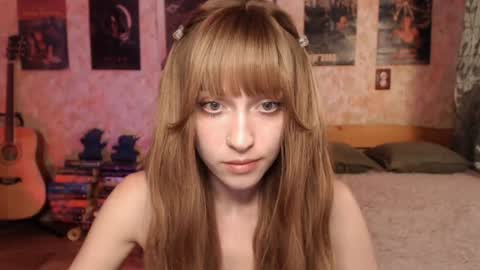 ellie_friendly online show from July 9, 12:37 am