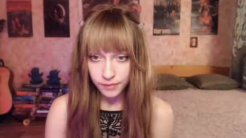 ellie_friendly online show from July 14, 2:16 am