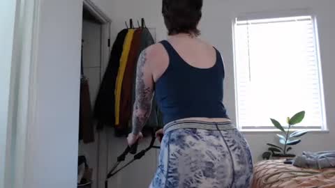 Ellie Rowyn online show from June 1, 7:26 pm