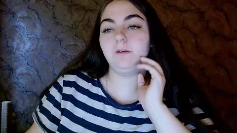 Ellie online show from October 18, 5:43 am