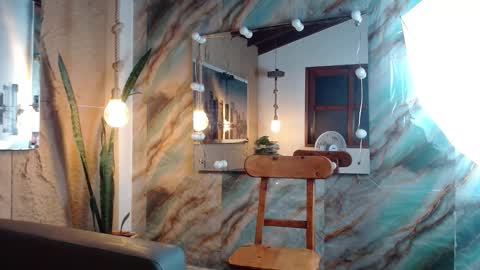 Elloit Colton online show from November 27, 9:50 pm