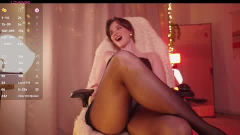 Elly online show from February 21, 3:57 pm