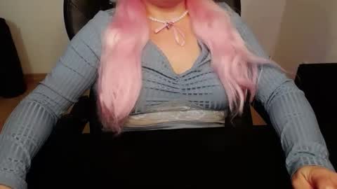 Elly online show from March 28, 8:08 pm