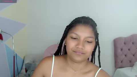 Elly online show from December 29, 8:04 pm