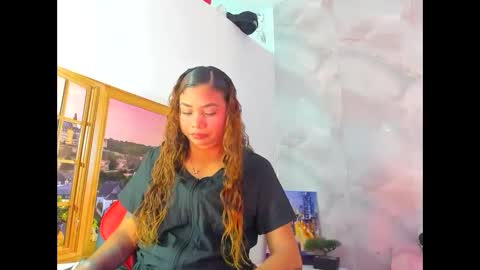 Snapshot of ellybloom chatting on April 5, 2:03 pm ellybloom online show from April 5, 2:03 pm