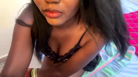 elodylux online show from August 6, 2:41 pm