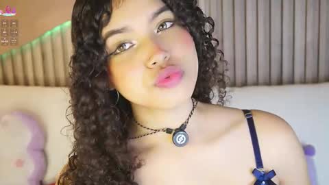 eloise_sweet online show from March 11, 12:22 pm