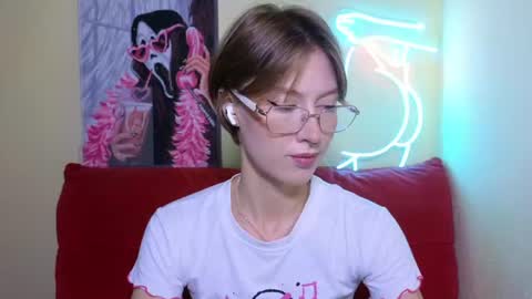 elsaangel online show from July 24, 4:21 am