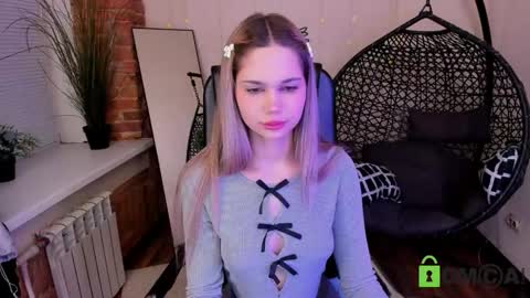 Snapshot of elvi7z chatting on February 11, 3:06 pm elvi7z online show from February 11, 3:06 pm