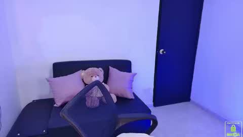 ema__miller online show from January 8, 11:41 pm