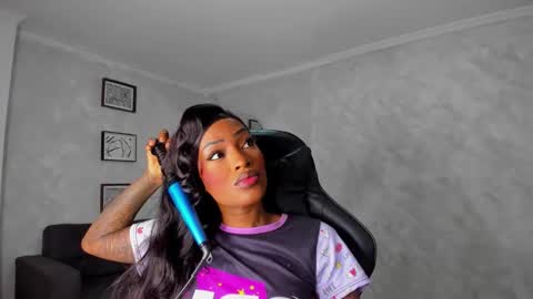 . online show from March 14, 12:10 pm