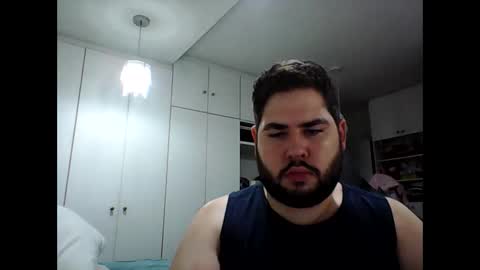 embarrassed_str8_3incher online show from April 27, 11:25 pm