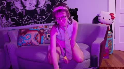 Embersburningup online show from June 5, 1:12 am